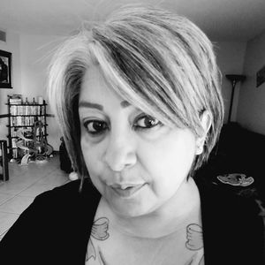 Meet your Posher, Antoinette